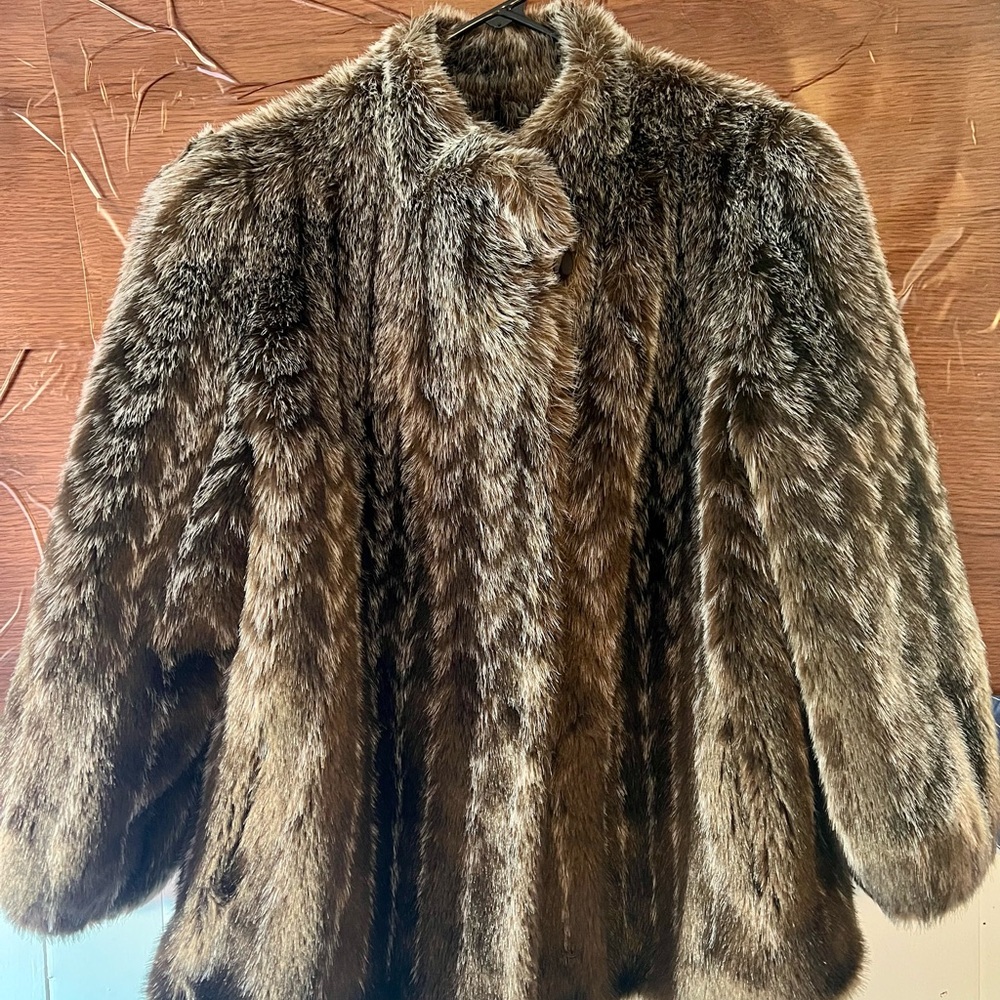 Vintage Style Vl LTD Fur Coat